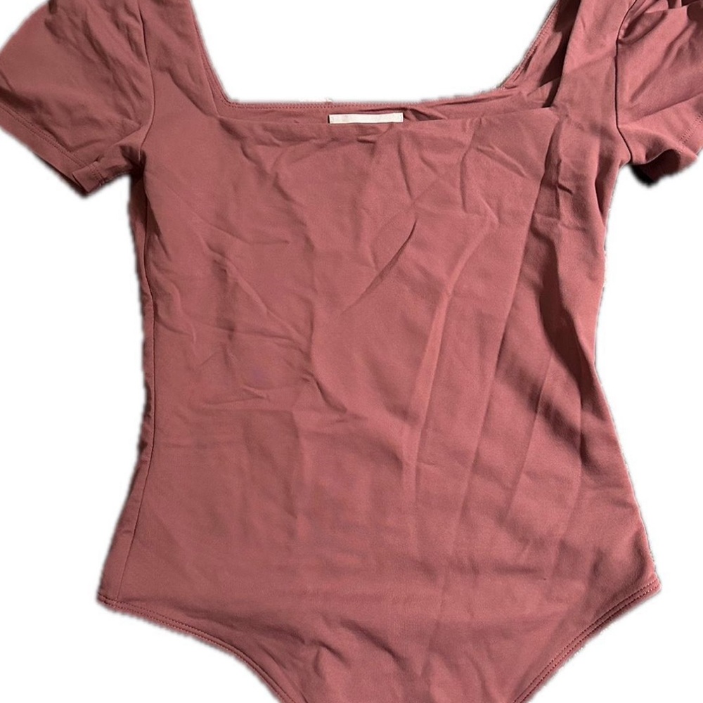 Most perfect Aritzia babaton contour body suit.